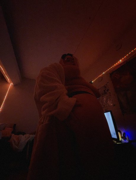 Rena Rouge onlyfans leaked