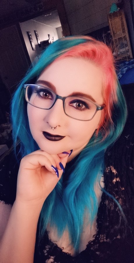 PrettyKitty only fans pictures