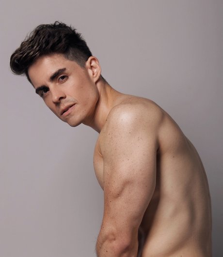 Douglas Toledo onlyfans leaked