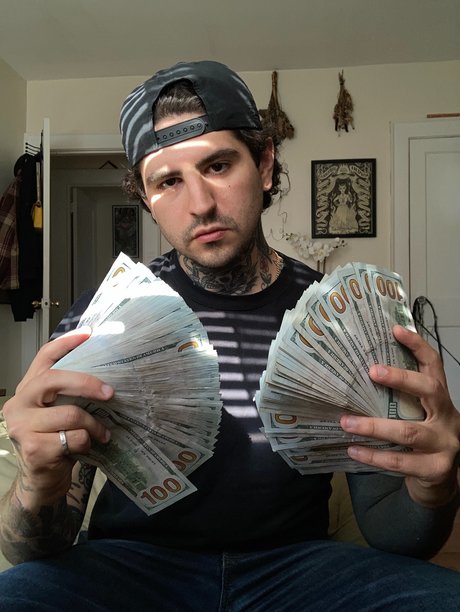 Tattooed Dom leaked only fans