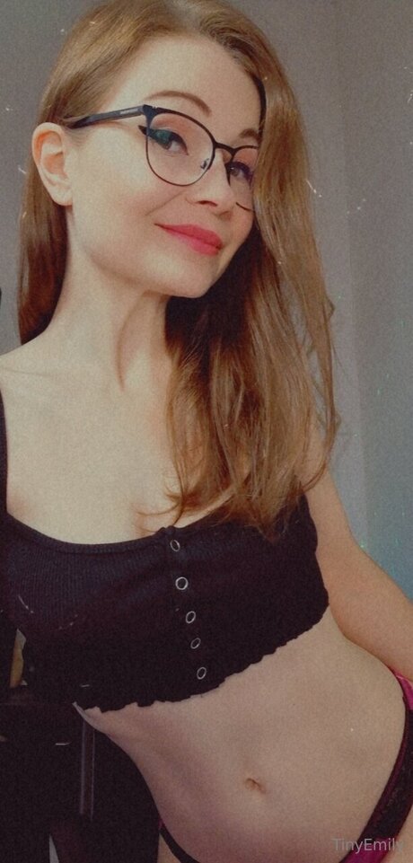 TinyEmily ass onlyfans