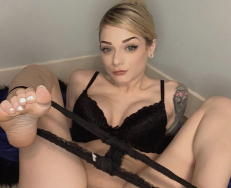 RoxyRyder onlyfans leak ass