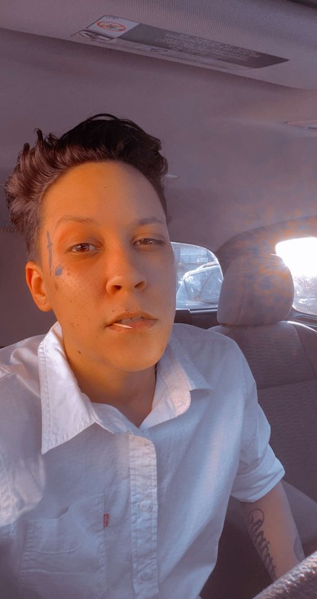 Roman Woods onlyfans leaked.