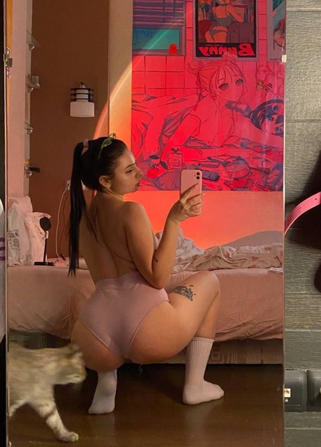 liroshka onlyfans nude pics