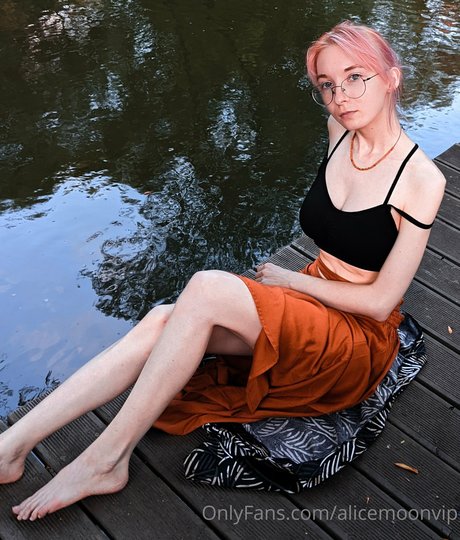 Alice Moon onlyfans leaks naked