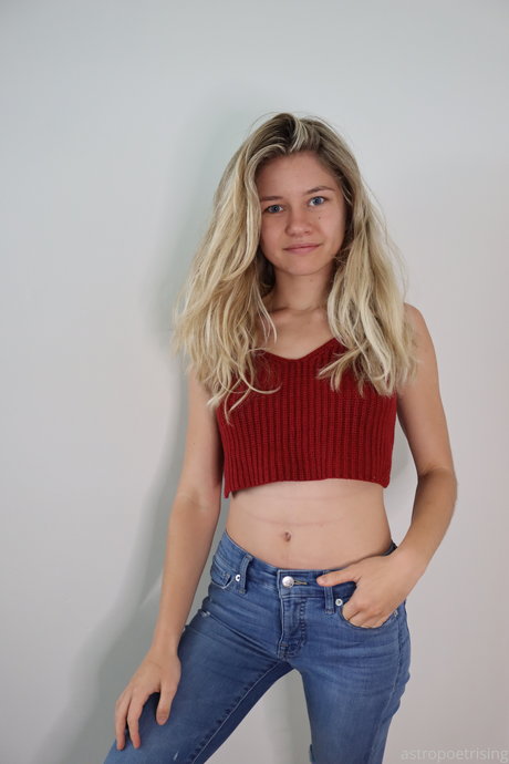 astropoetrising only fans review