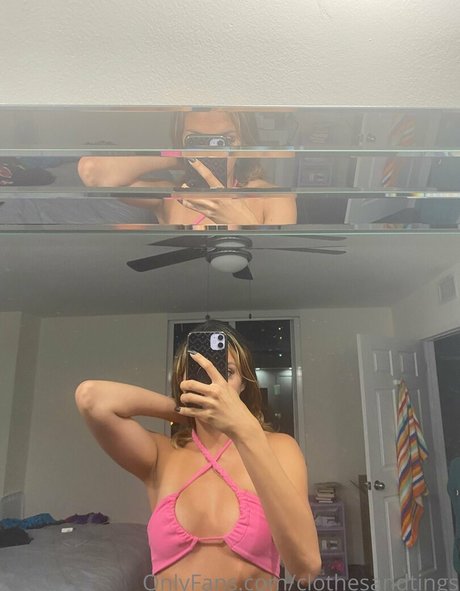 clothesandtingsss onlyfans sex