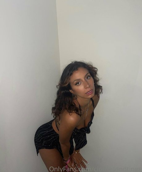 clothesandtingsss onlyfans leaked pics