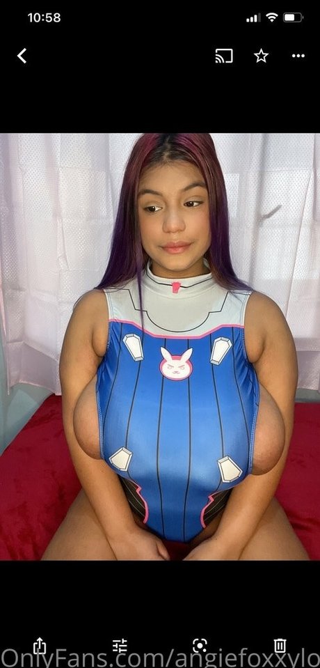 Angie Bravo onlyfans topless