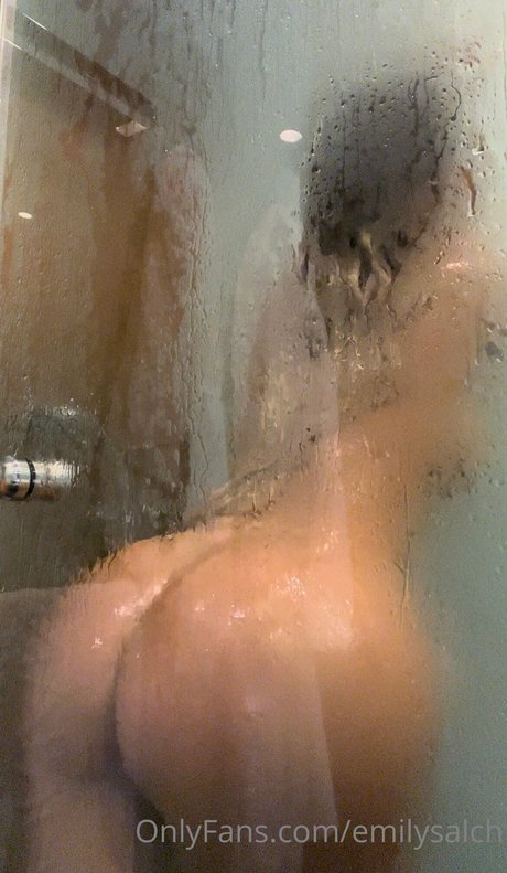 Emily Salch naked onlyfans pics