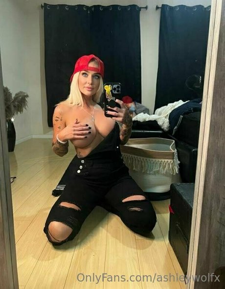 Ashley wolf onlyfans nudes
