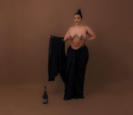 Rakhi Gill only fans pics