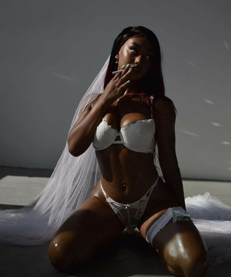 llleasy onlyfans pics nude