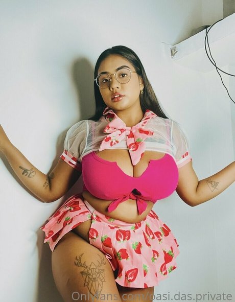 Oasi Das onlyfans sextape