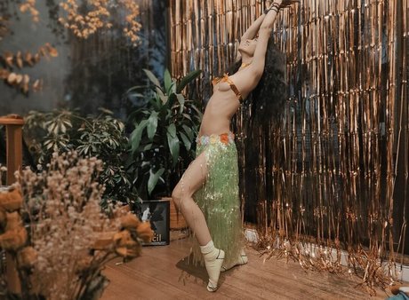 MakyMakys tits onlyfans