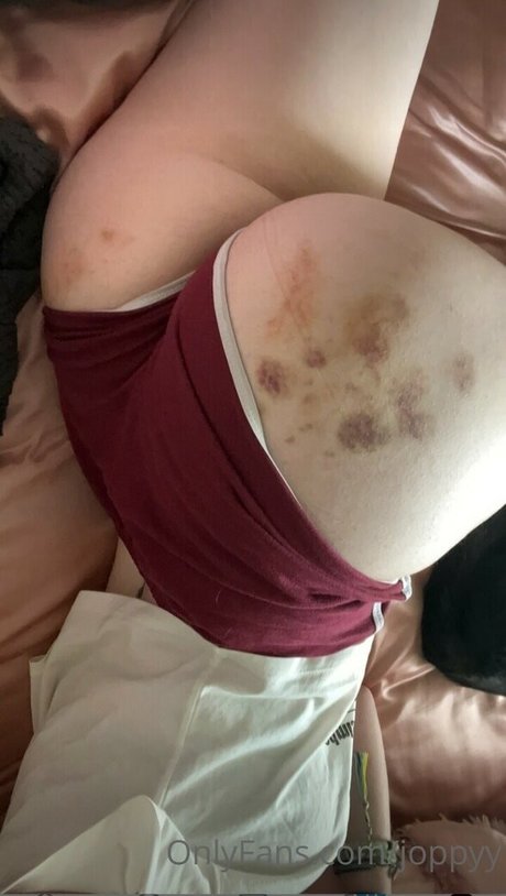 joppyy onlyfans strip