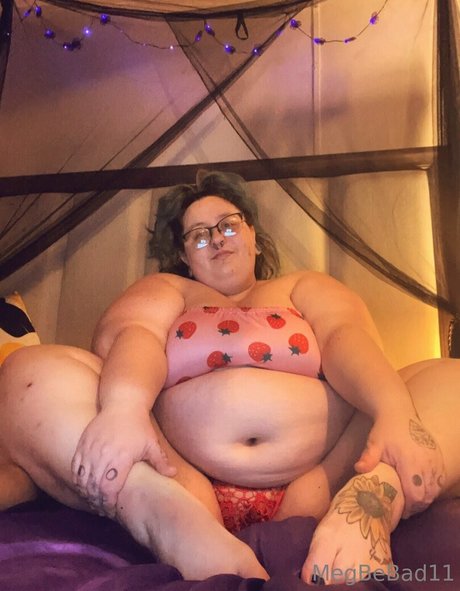 megbebad Profile pic