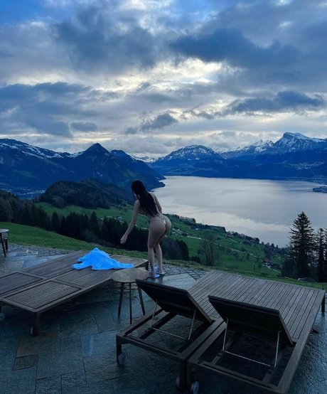 Baek Si Young onlyfans leak free