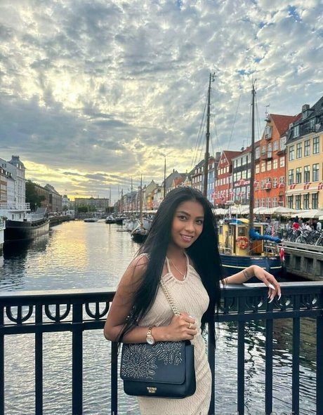 Mae Kulit onlyfans nude tits