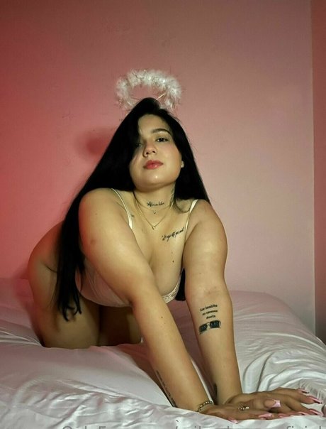 mikaelamvpoficial onlyfans porn leaks