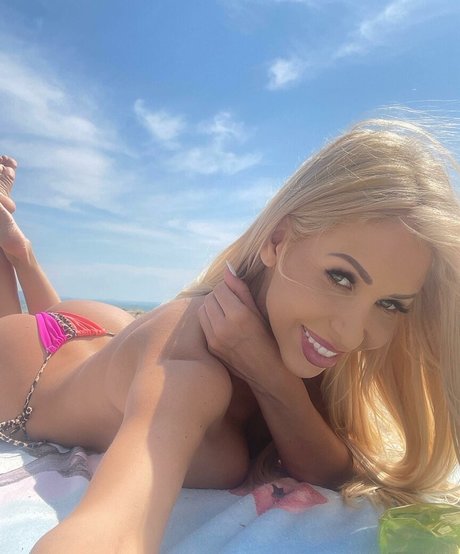 Barby6699 onlyfans nude pictures