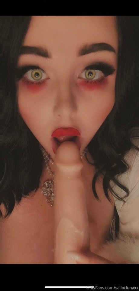 sailorlunasenpai en onlyfans