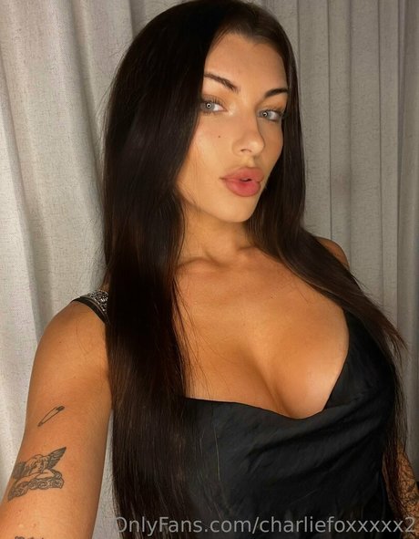 charliefoxxxxx2 onlyfans leams