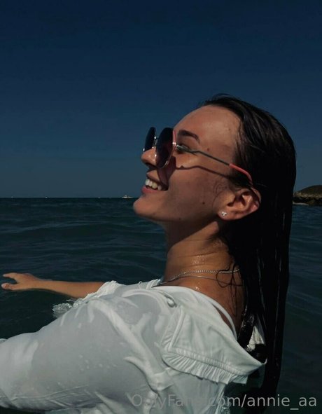 annie aa onlyfans leaks xxx