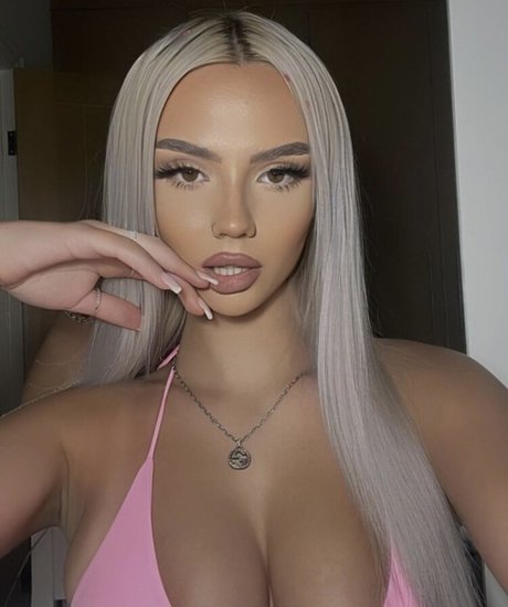 abbeyemx only fans photos