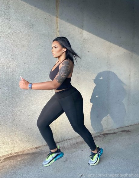 shapedbyshanice onlyfans leaked pictures