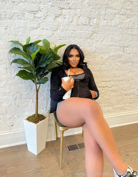 shapedbyshanice nudes onlyfans