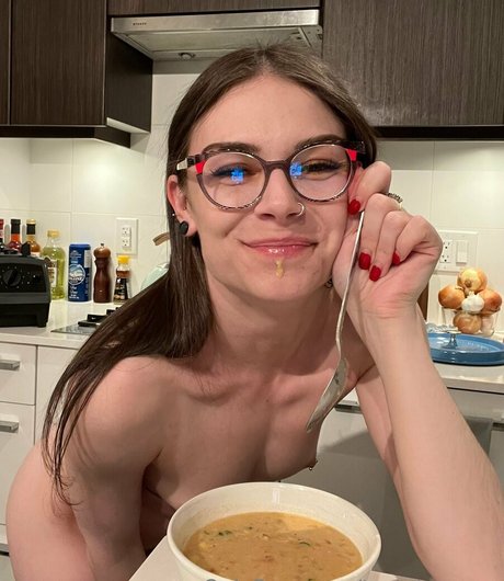 tastytayxoxo nude onlyfans leaks