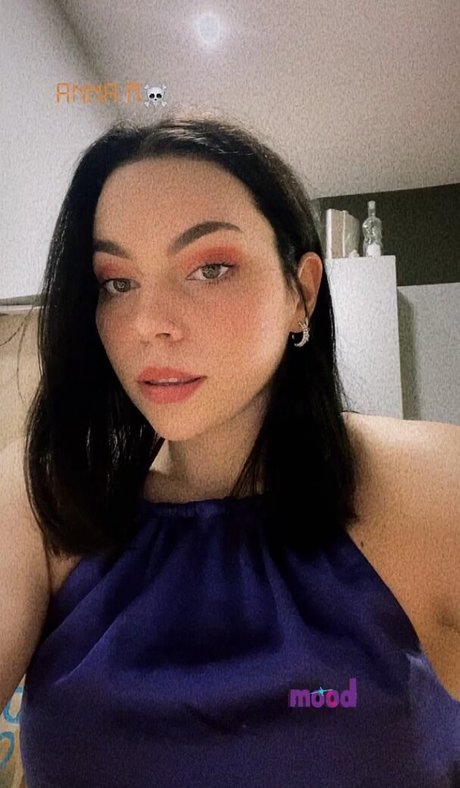 Anna Mungenast fans only