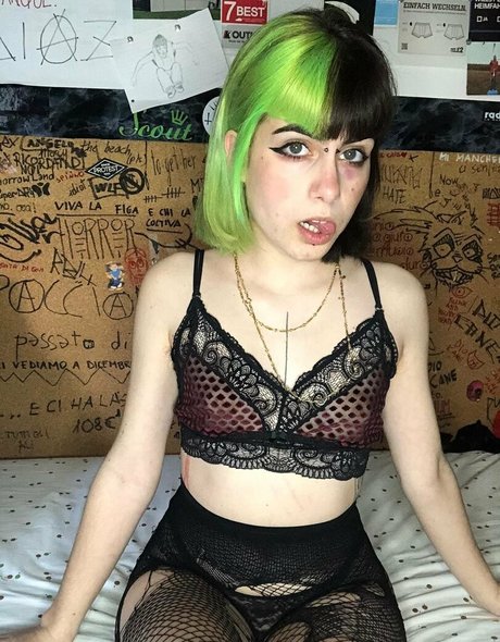 fer raglia onlyfans leaked nudes