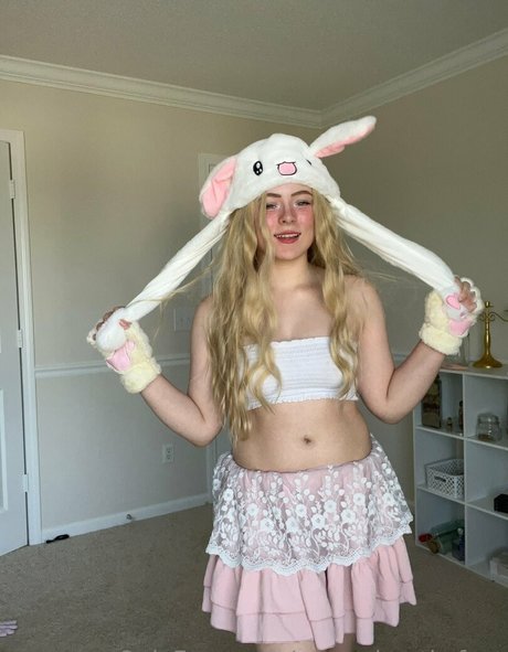 aurorabrookefree onlyfans leak ass