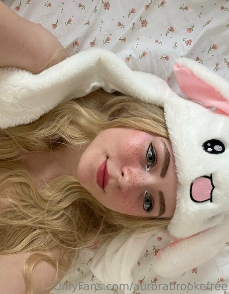 aurorabrookefree nudes only fans