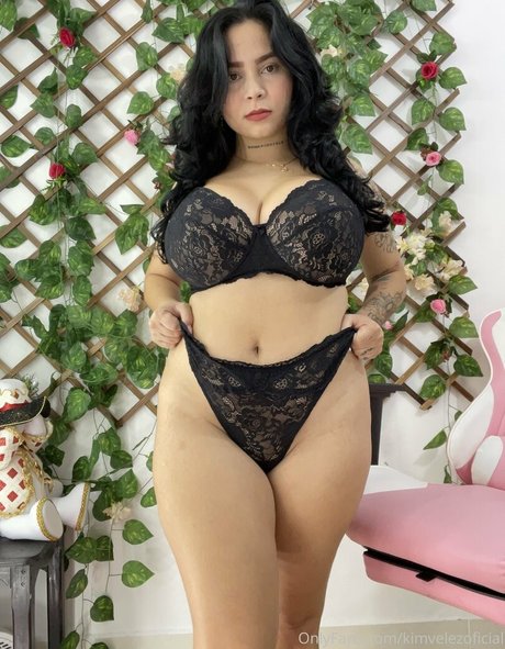 KimVelezOficial onlyfans pic
