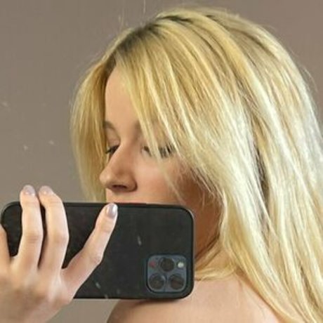 meelafree onlyfans nude content