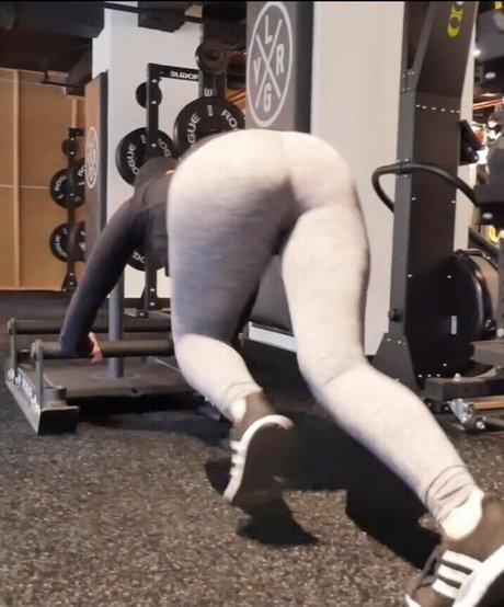 Jen Smith onlyfans free