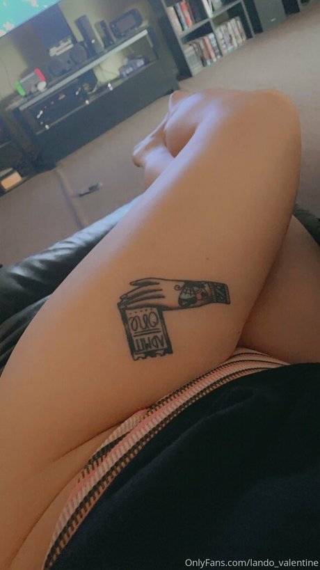 lando valentine onlyfans nude tits