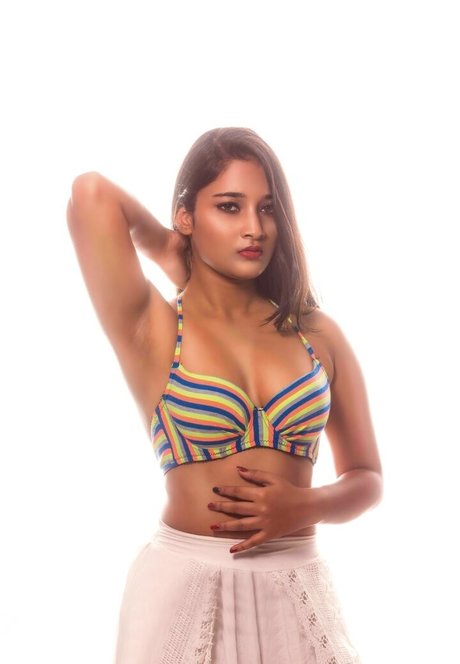 Tanyasinha Lovers nude onlyfans pics