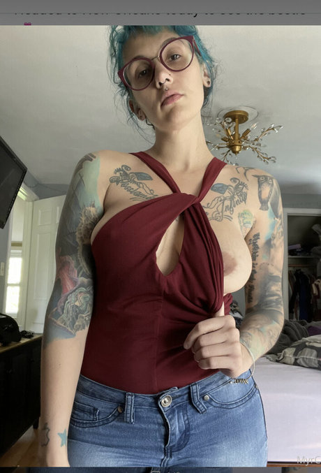 Myranda Jae onlyfans strip