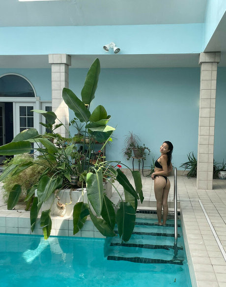 Jeannie Elise Mai onlyfans.