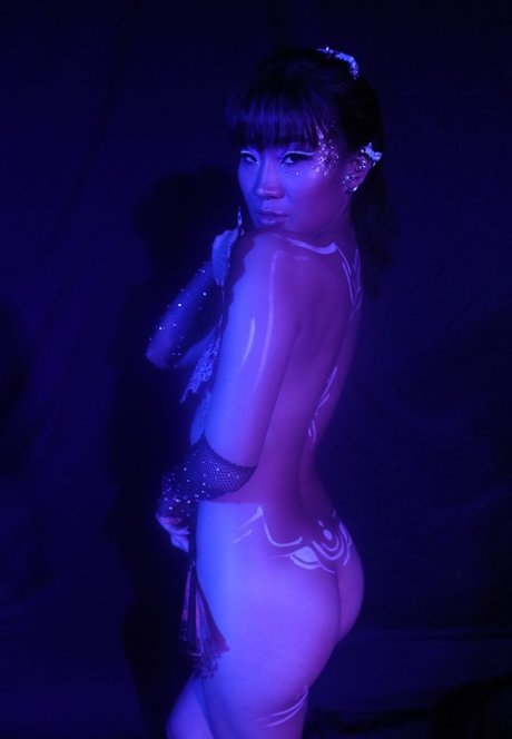 Jeannie Elise Mai sexy onlyfans