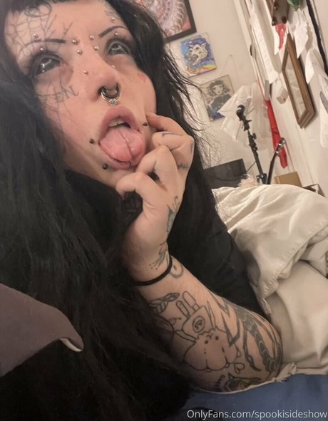 spookisideshow onlyfans leakes