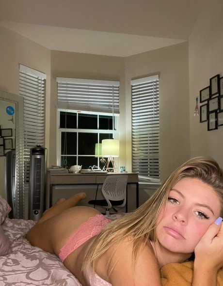 lilyhazex only fans leaked porn