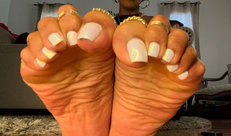 brown onlyfans hot naked img