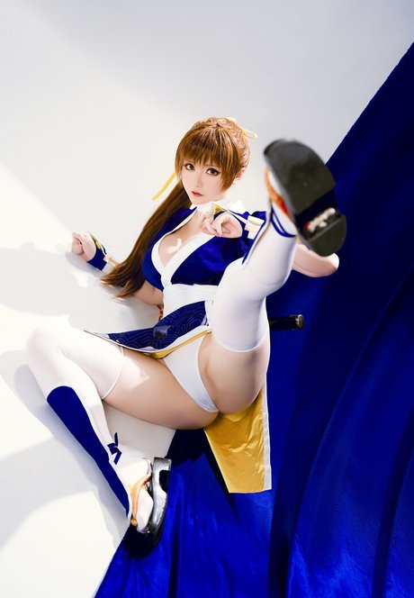 Hoshilily onlyfans leajs