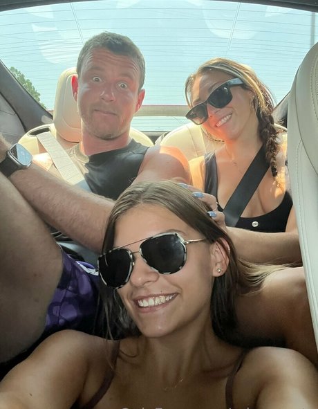 raynaroseetv onlyfans leaks porn