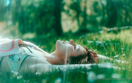 aziebugxfree onlyfans post